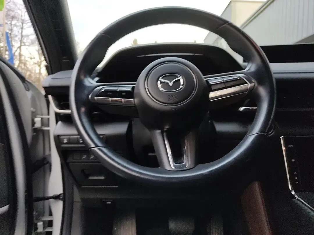 Mazda MX-30 - Thumbnail 11