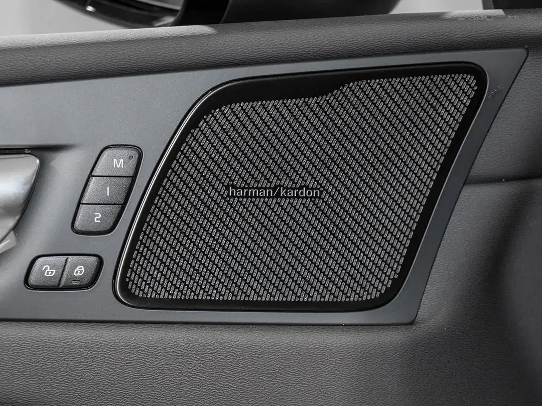 Volvo XC60 - Thumbnail 13