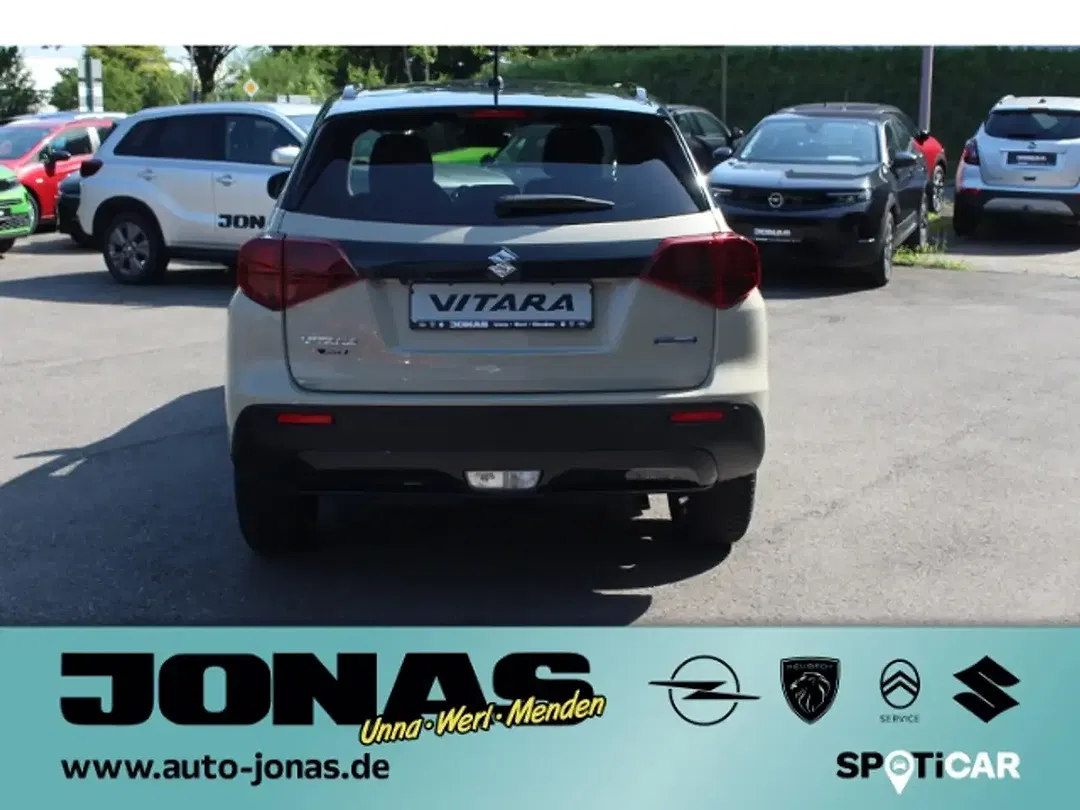 Suzuki Vitara - Thumbnail 6