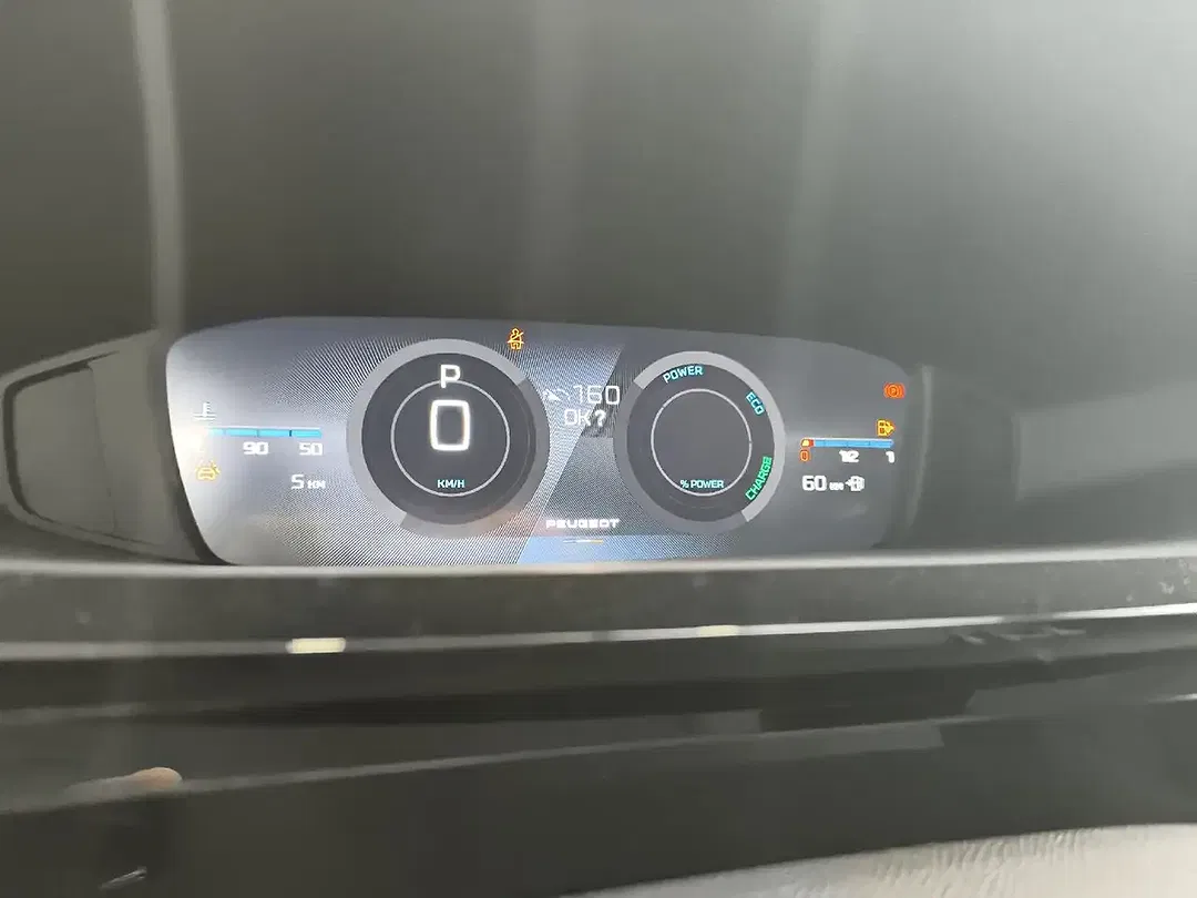 Peugeot 308 - Thumbnail 8