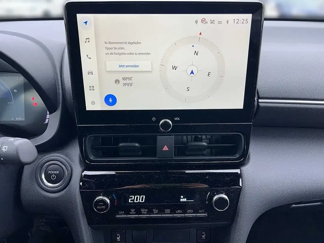 Toyota Yaris Cross - Thumbnail 12