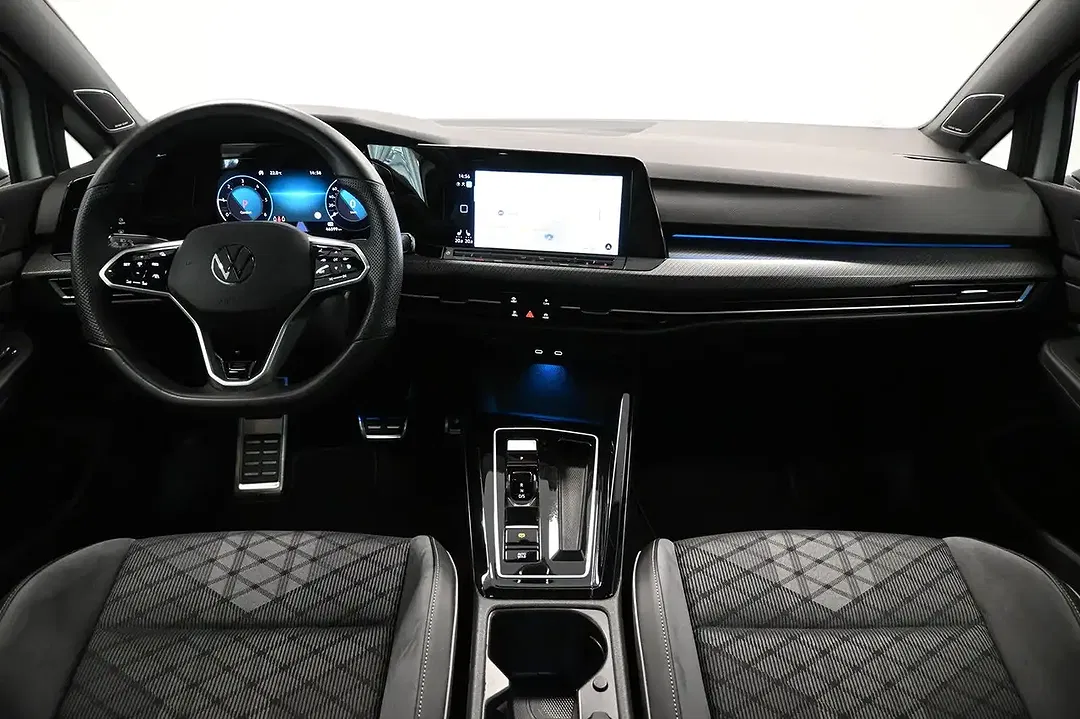 Volkswagen Golf - Thumbnail 11