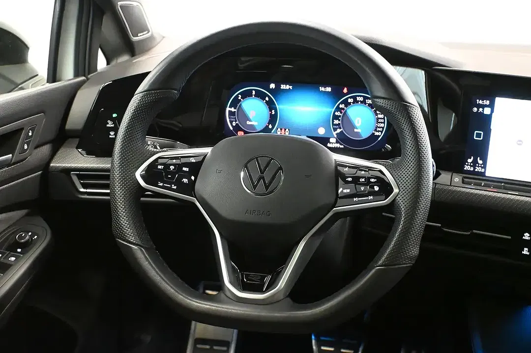 Volkswagen Golf - Thumbnail 13