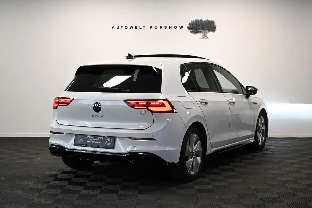 Volkswagen Golf - Thumbnail 8