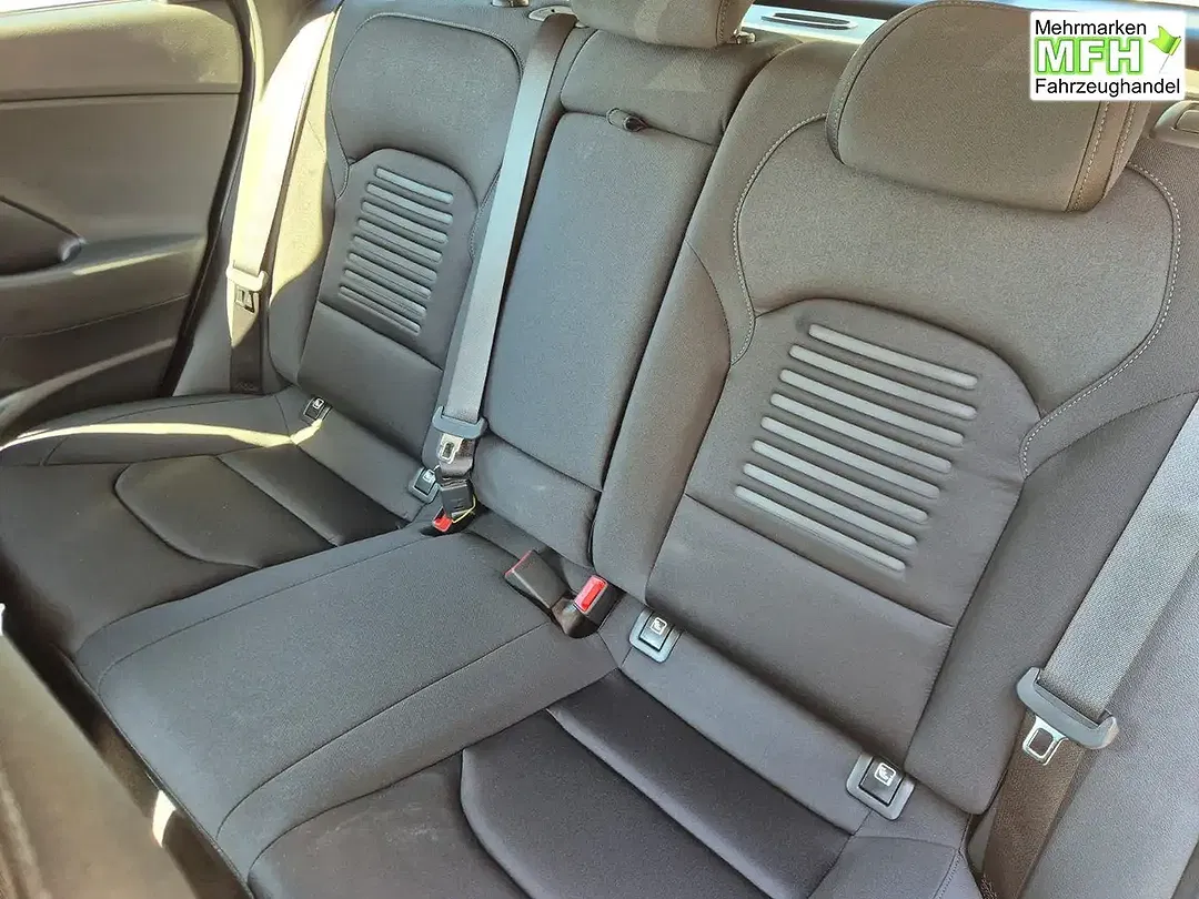 Hyundai i30 - Thumbnail 12