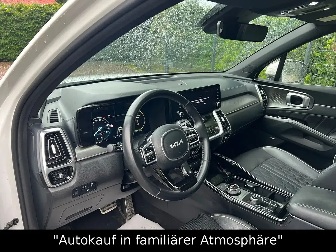 Kia Sorento - Thumbnail 10