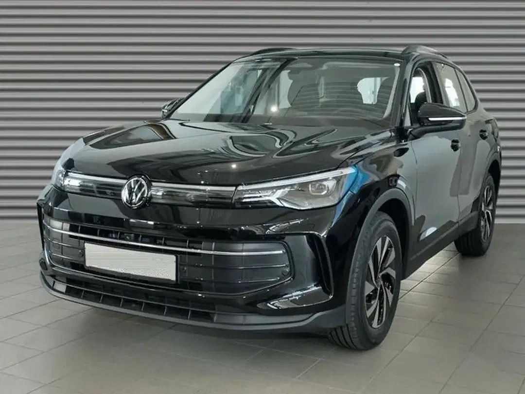 Volkswagen Tiguan - Thumbnail 1
