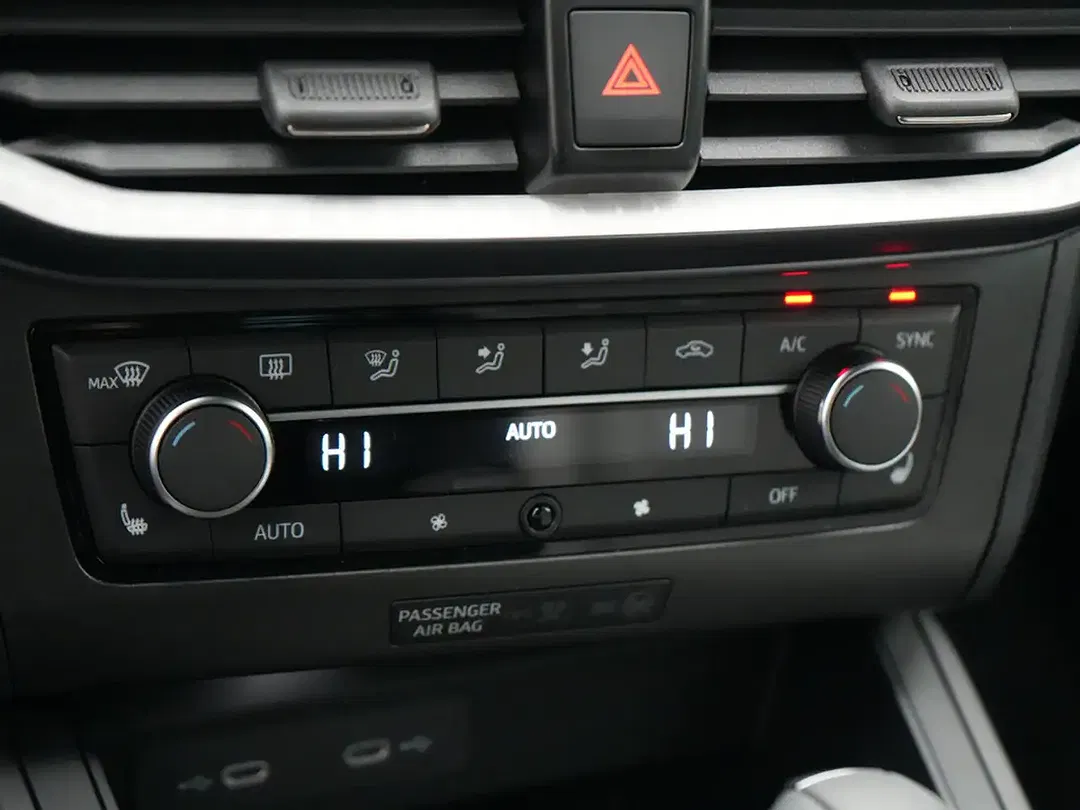 SEAT Ibiza - Thumbnail 9