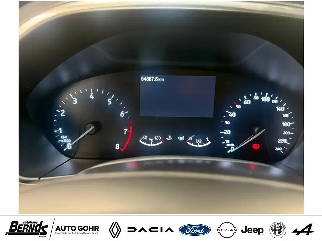 Ford Focus - Thumbnail 11
