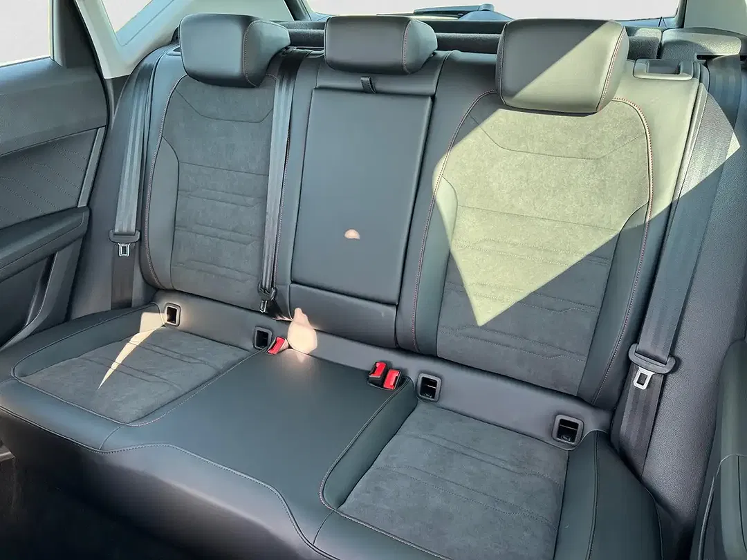 SEAT Ateca - Thumbnail 9
