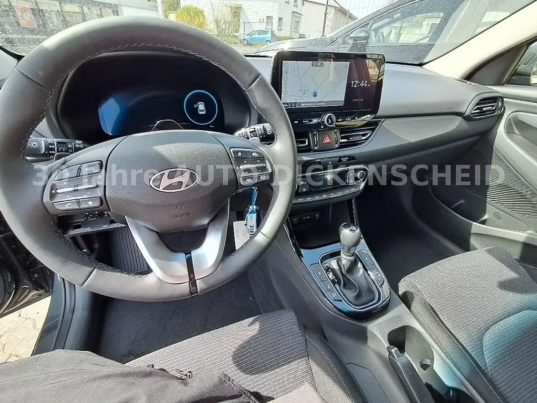 Hyundai i30 - Thumbnail 13