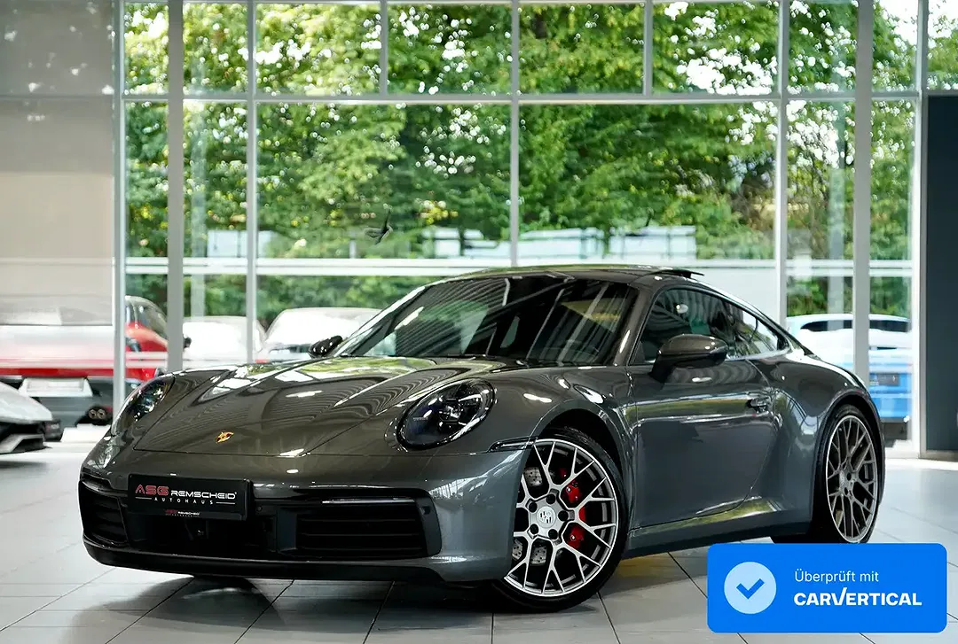 Porsche 911 - Thumbnail 1