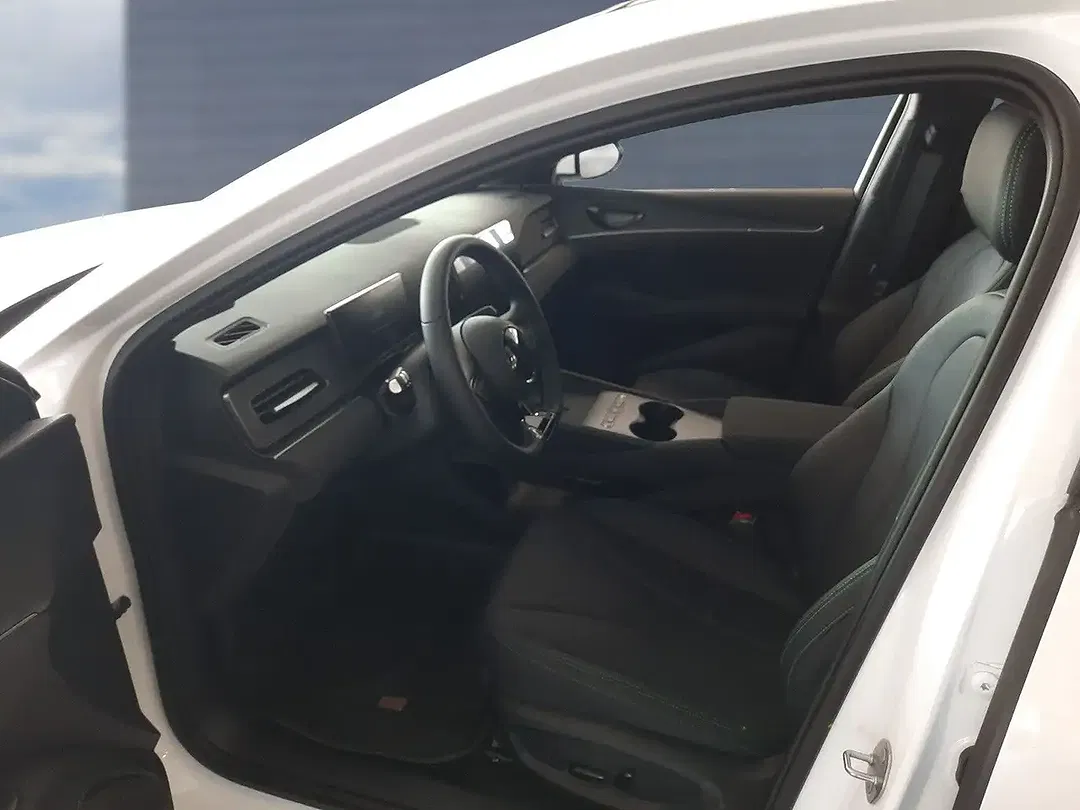 BYD Seal - Thumbnail 11