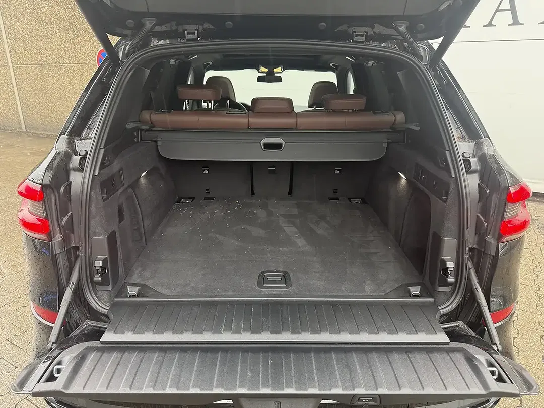 BMW X5 - Thumbnail 12