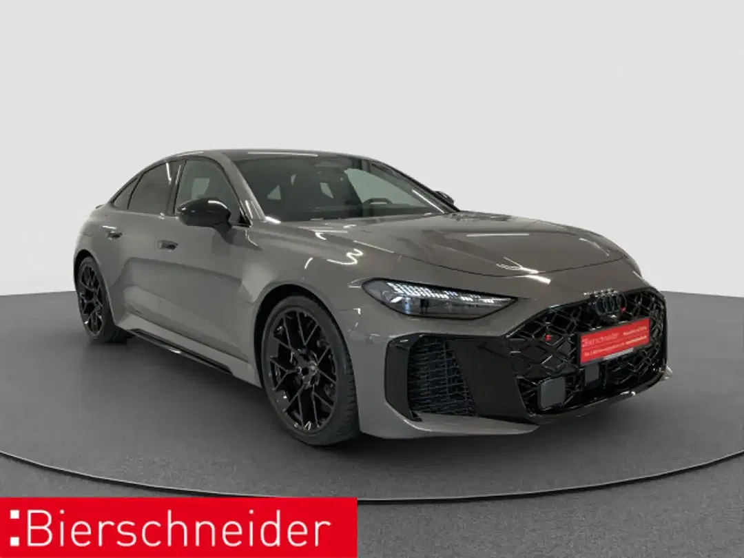 Audi RS5 - Thumbnail 3