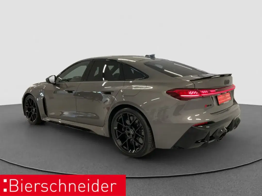 Audi RS5 - Thumbnail 5