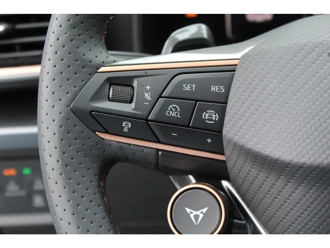 CUPRA Leon - Thumbnail 7