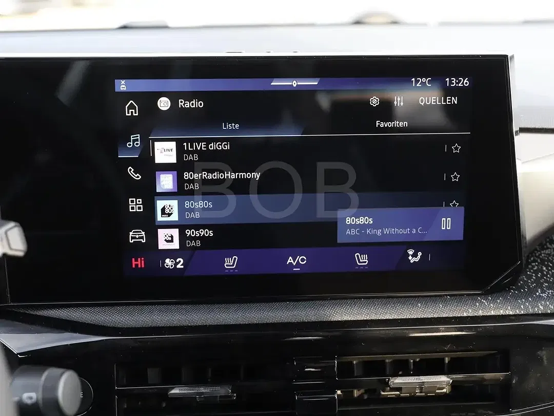 Renault Clio - Thumbnail 14