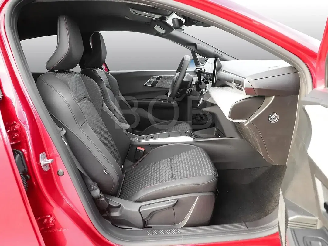 Renault Clio - Thumbnail 3