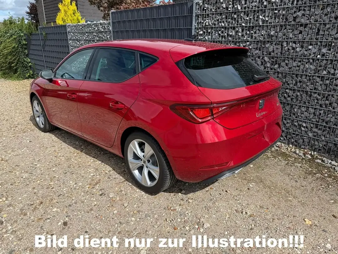 SEAT Leon - Thumbnail 4