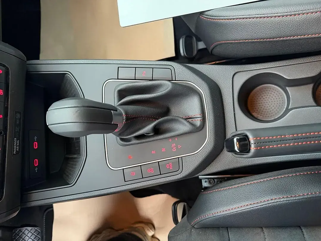 SEAT Ibiza - Thumbnail 14