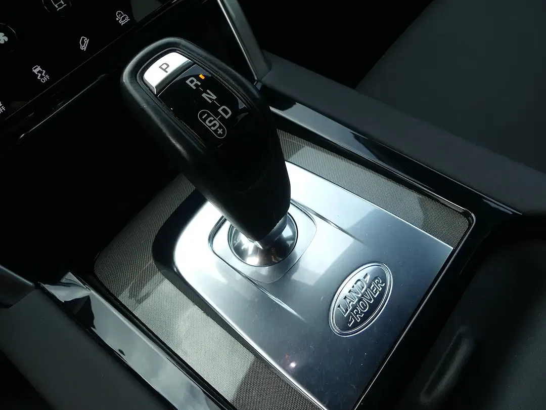 Land Rover Discovery Sport - Thumbnail 14