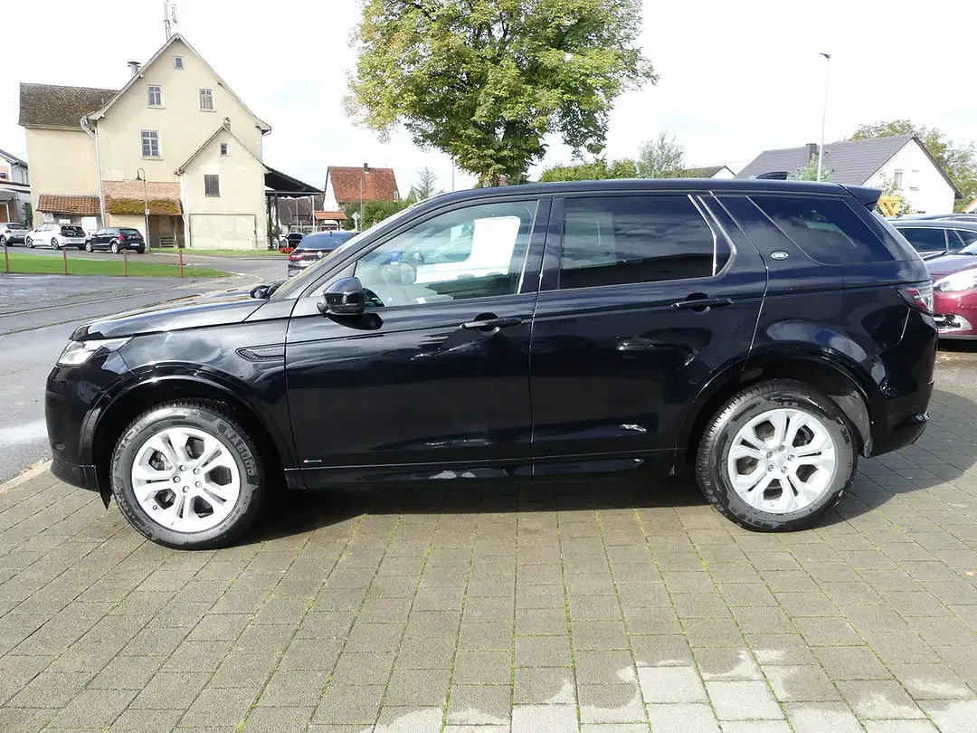 Land Rover Discovery Sport - Thumbnail 4