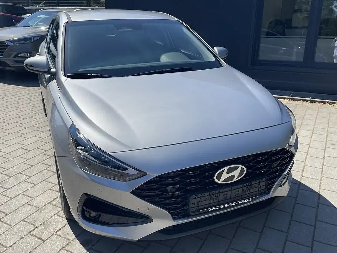 Hyundai i30 - Thumbnail 4