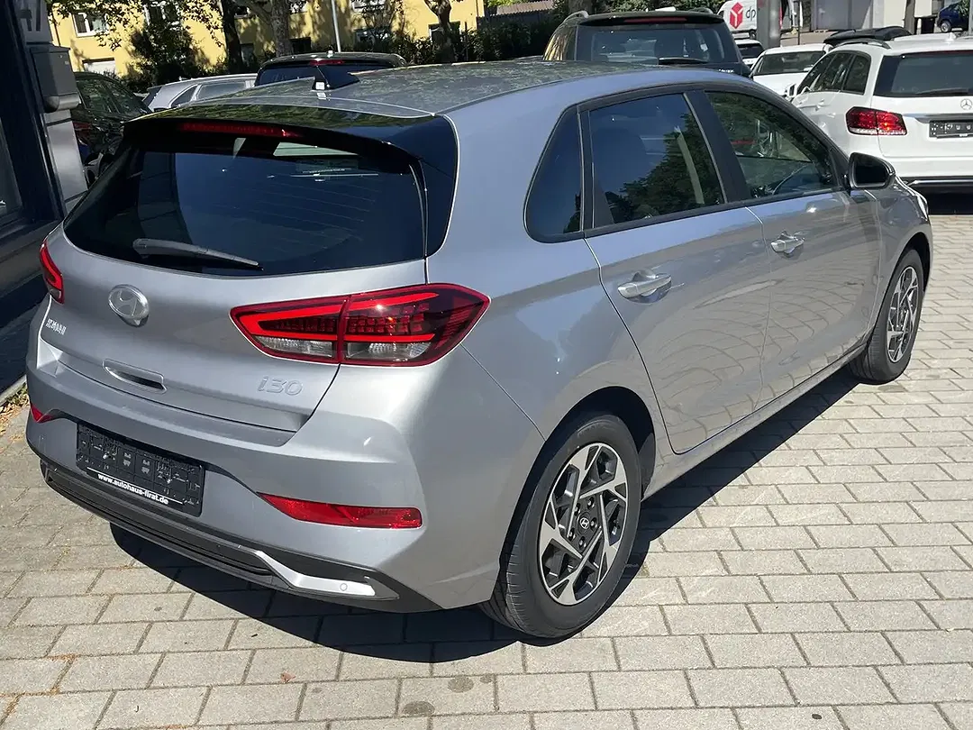 Hyundai i30 - Thumbnail 6
