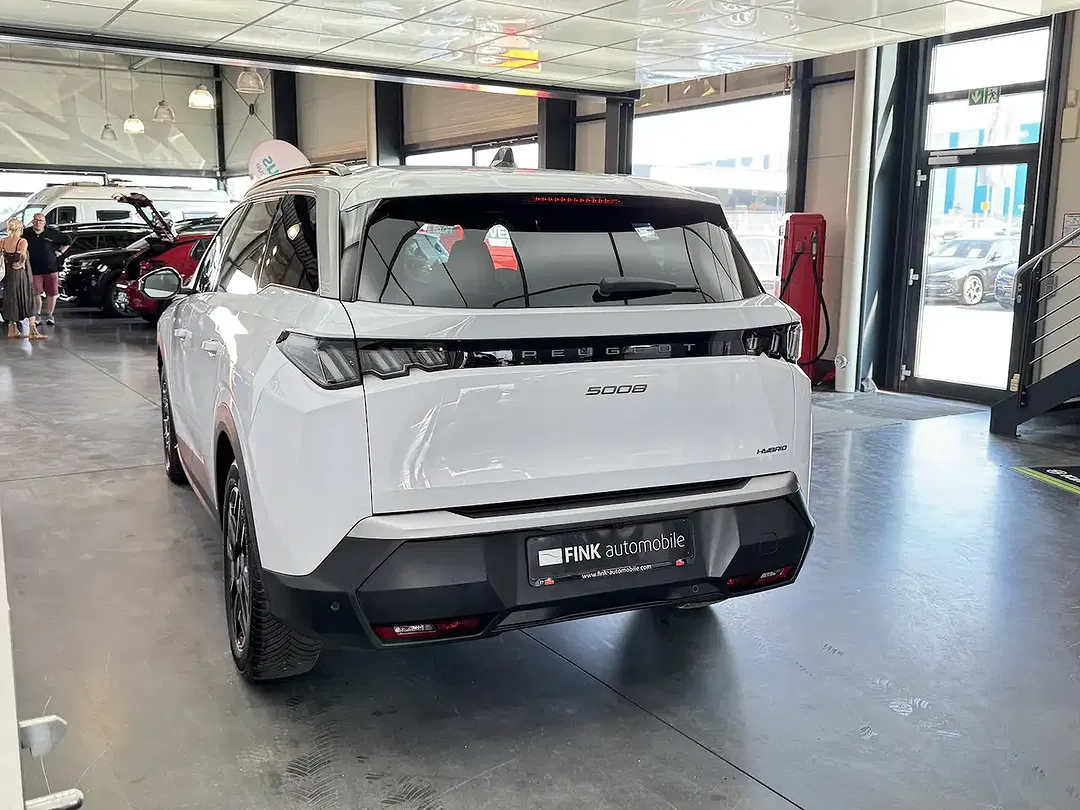 Peugeot 5008 - Thumbnail 3