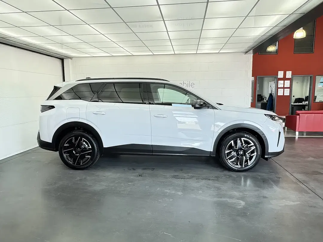 Peugeot 5008 - Thumbnail 6