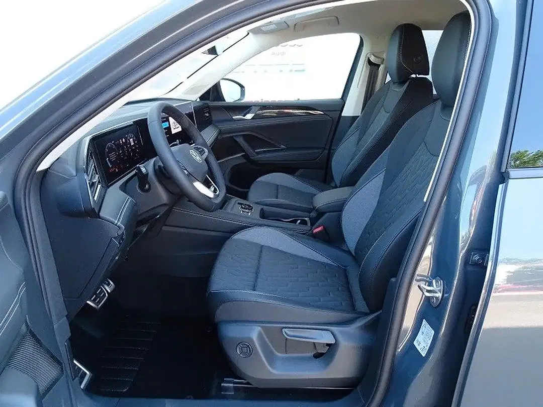 Volkswagen Tiguan - Thumbnail 6