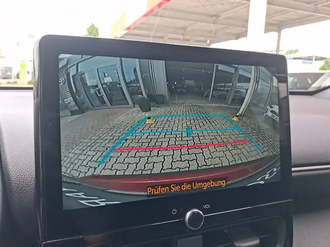 Toyota Yaris Cross - Thumbnail 13