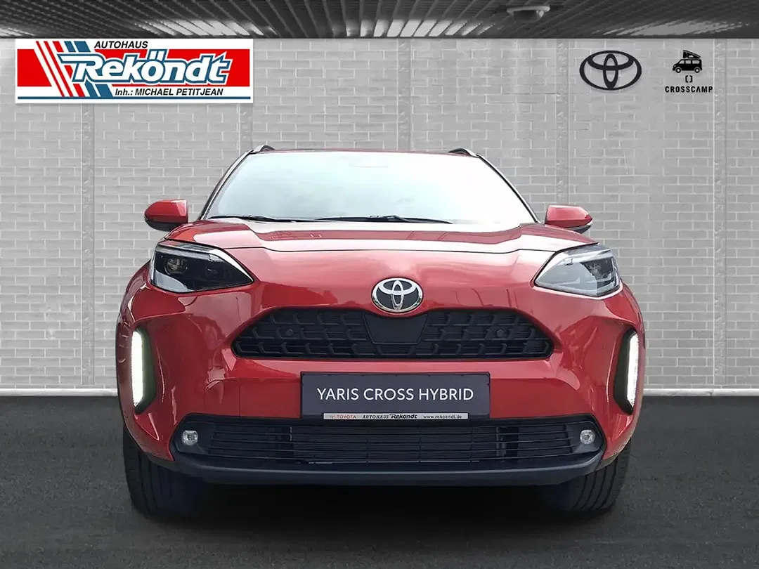 Toyota Yaris Cross - Thumbnail 4