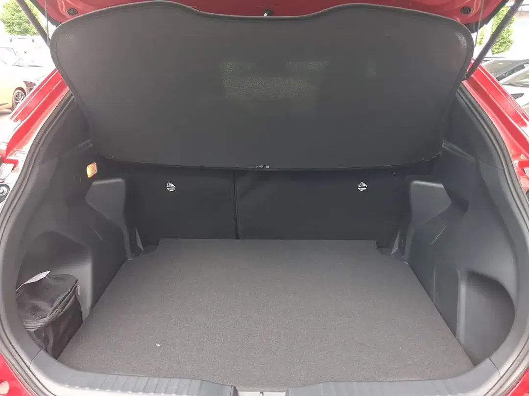 Toyota Yaris Cross - Thumbnail 7