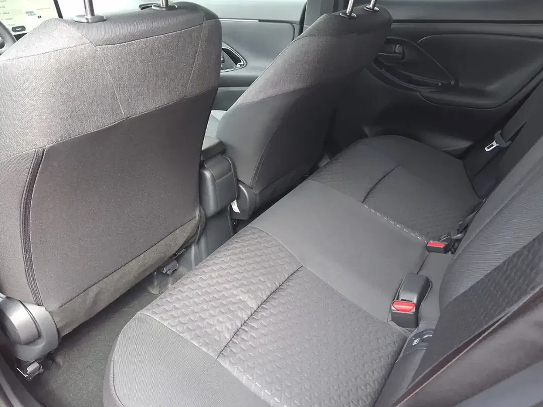 Toyota Yaris Cross - Thumbnail 8