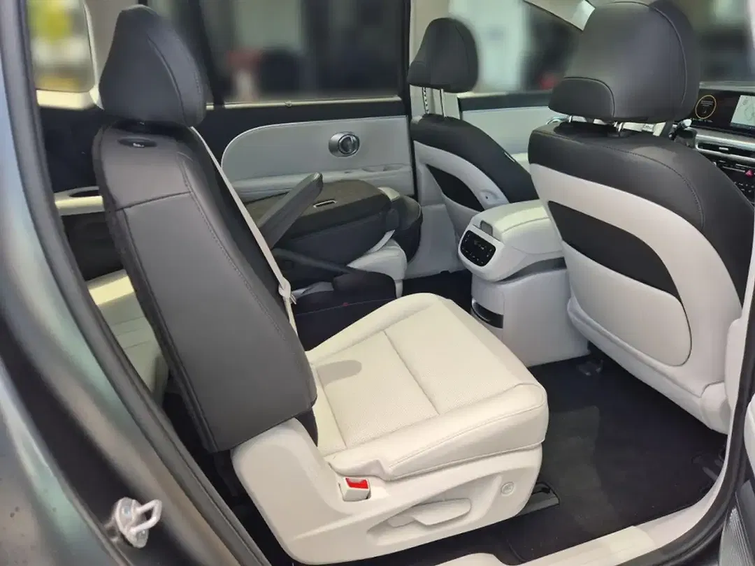 Hyundai IONIQ 9 - Thumbnail 12