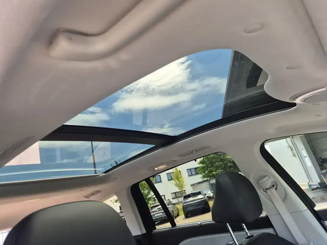 Hyundai IONIQ 9 - Thumbnail 14