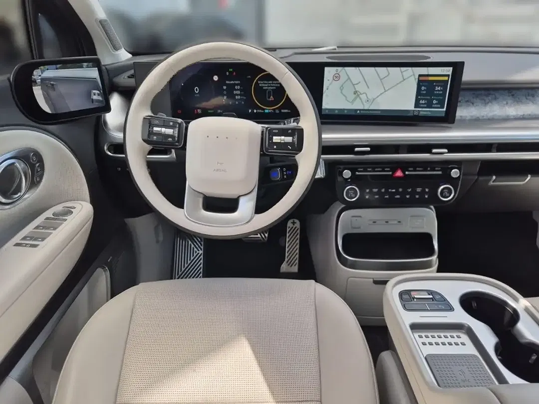 Hyundai IONIQ 9 - Thumbnail 9