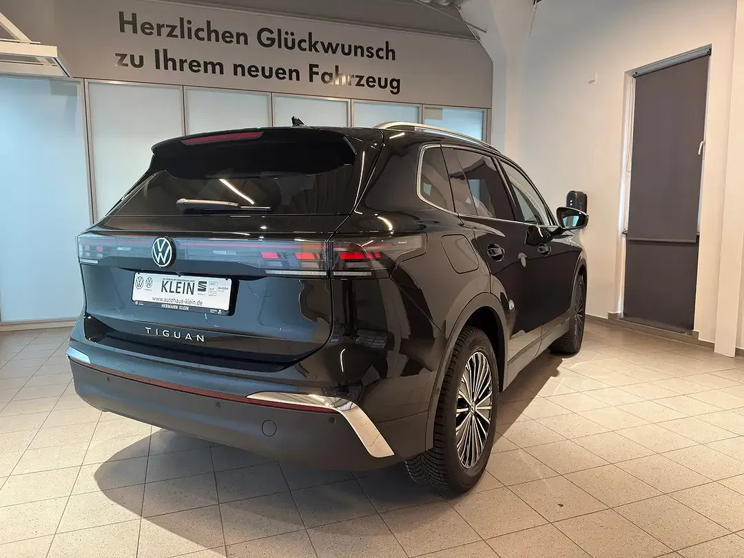 Volkswagen Tiguan - Thumbnail 7