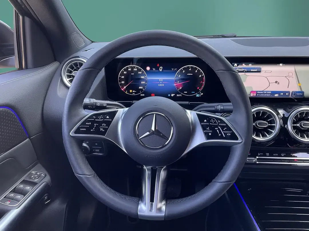 Mercedes-Benz GLA 220 - Thumbnail 14