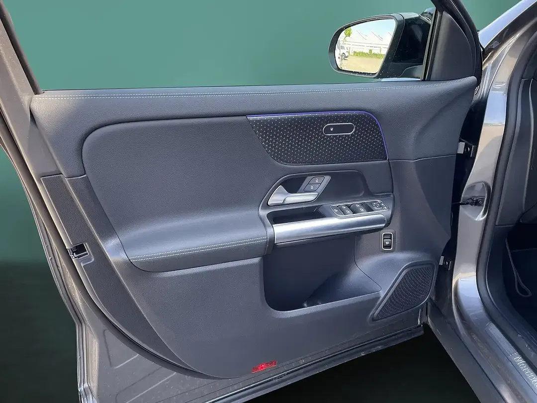 Mercedes-Benz GLA 220 - Thumbnail 9