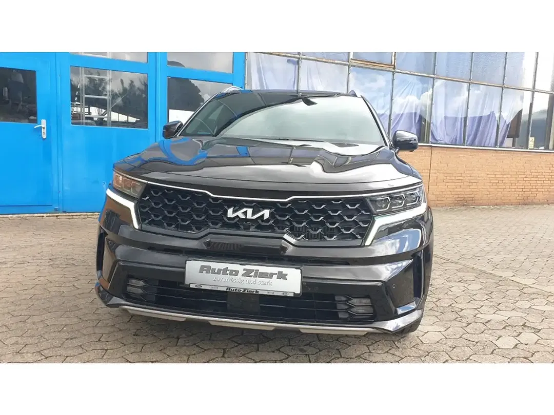 Kia Sorento - Thumbnail 8