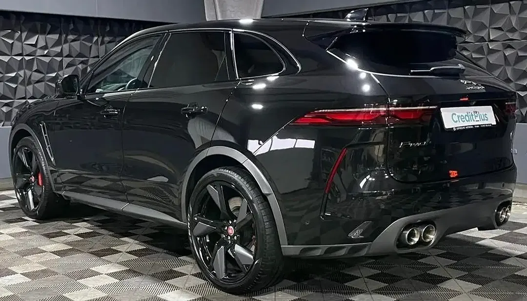 Jaguar F-Pace - Thumbnail 4