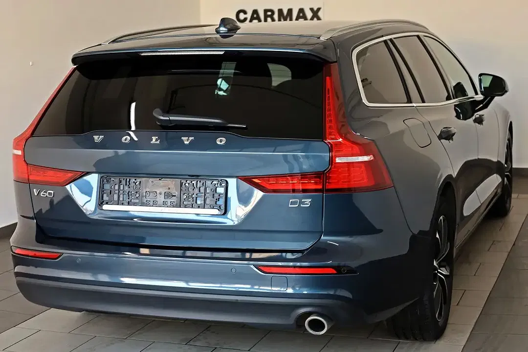 Volvo V60 Momentum Pro - foto 2