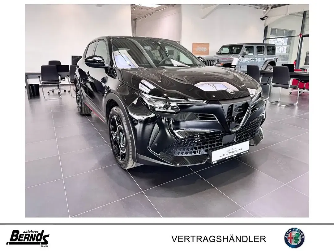 Alfa Romeo Junior 1.2 VGT Ibrida Speciale - foto 2