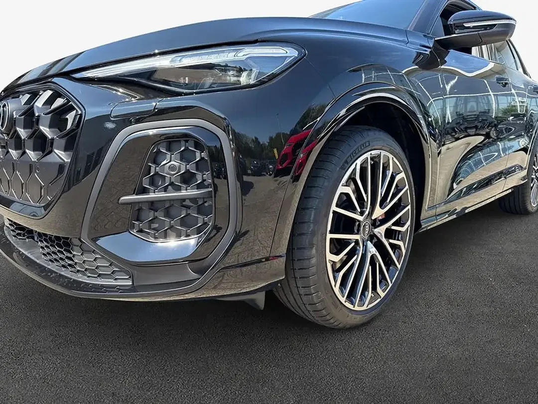 Audi SQ5 - Thumbnail 6