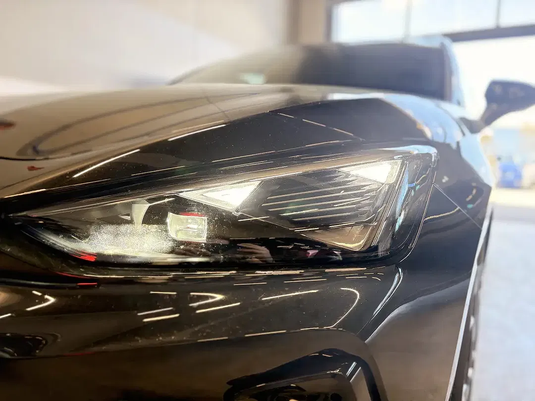 CUPRA Leon - Thumbnail 2