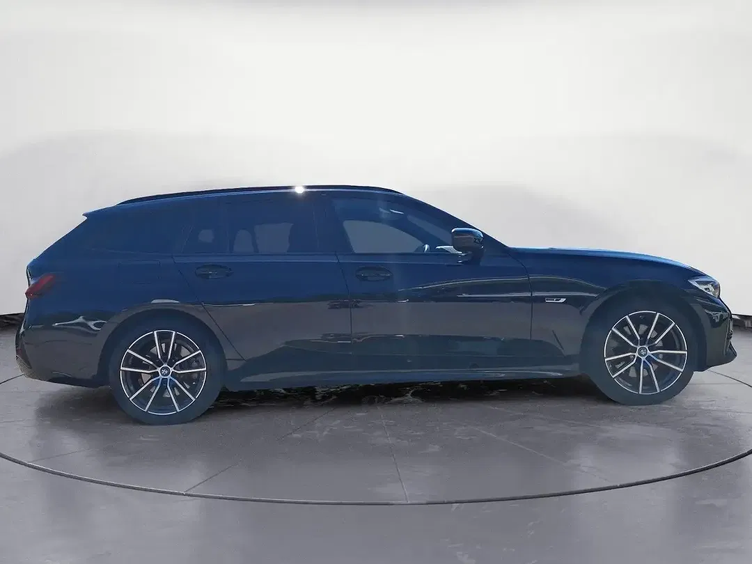 BMW 320 - Thumbnail 6