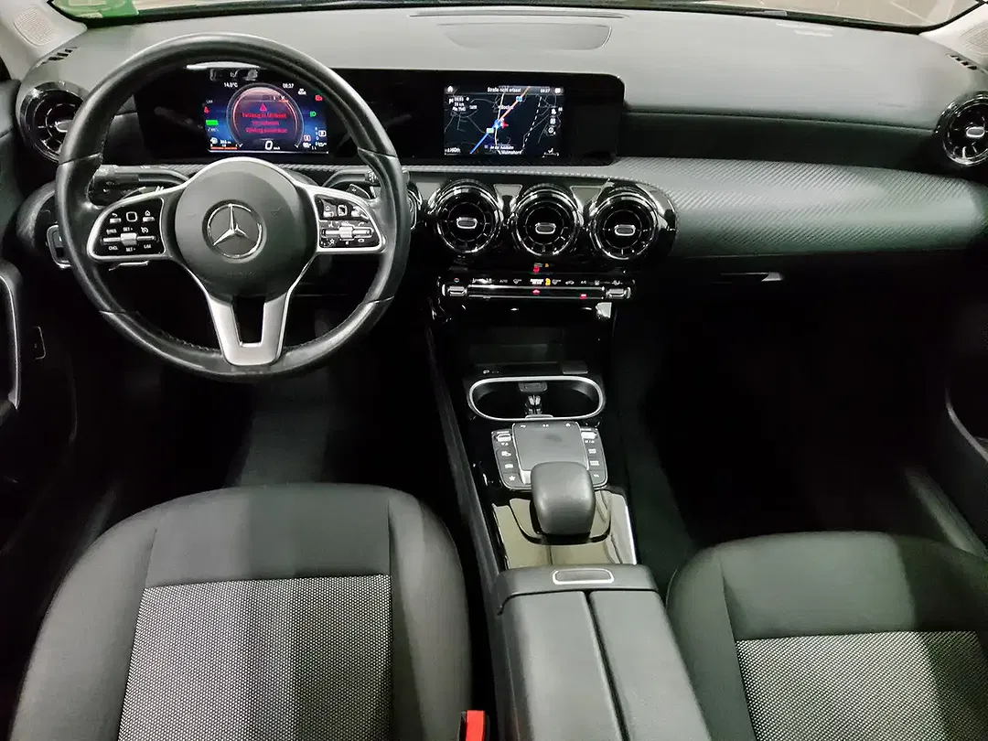 Mercedes-Benz A 250 - Thumbnail 3